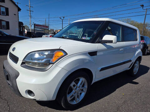 2010 Kia Soul +
