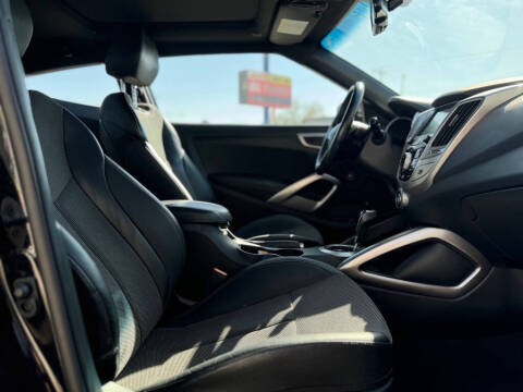 2016 Hyundai Veloster