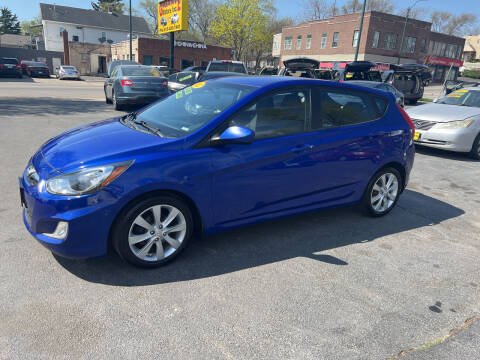 2012 Hyundai Accent for sale at GIGANTE MOTORS INC in Joliet IL