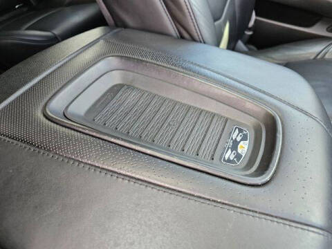 2016 Cadillac Escalade Platinum