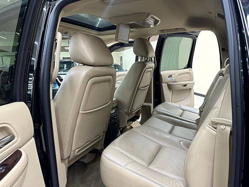 2011 Cadillac Escalade EXT Premium