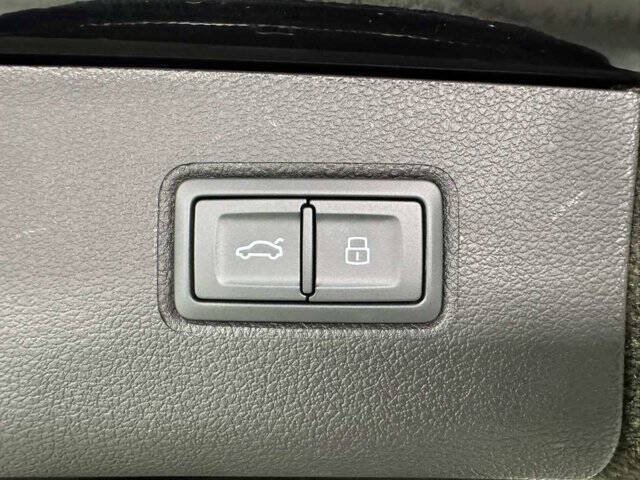 2023 Bentley Bentayga S V8