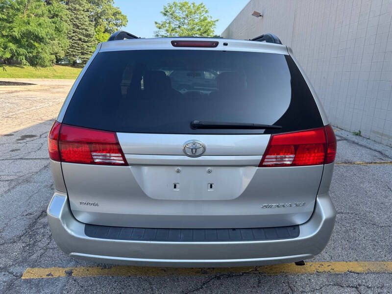 2004 Toyota Sienna XLE 7 Passenger