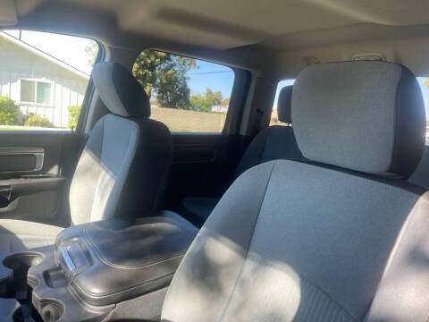 2021 RAM 1500 Classic SLT