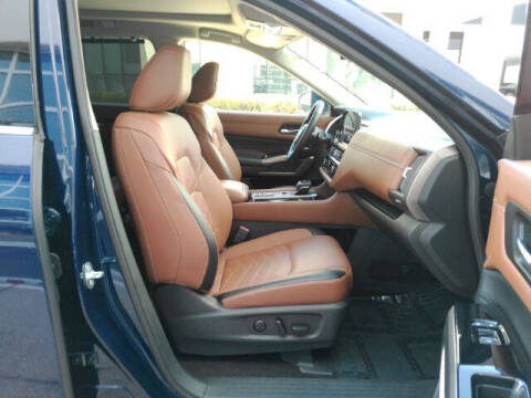 2024 Nissan Pathfinder Platinum