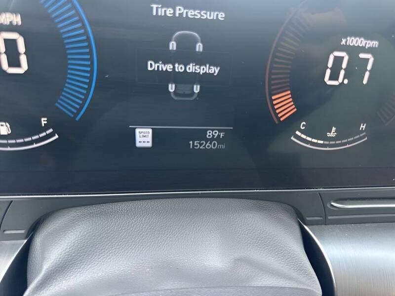 2025 Hyundai Kona SEL