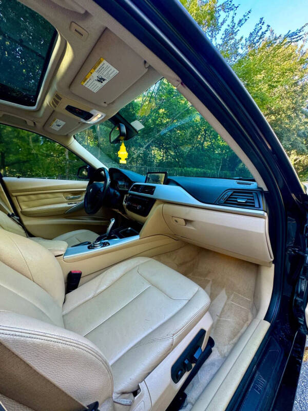 2013 BMW 3 Series 328i