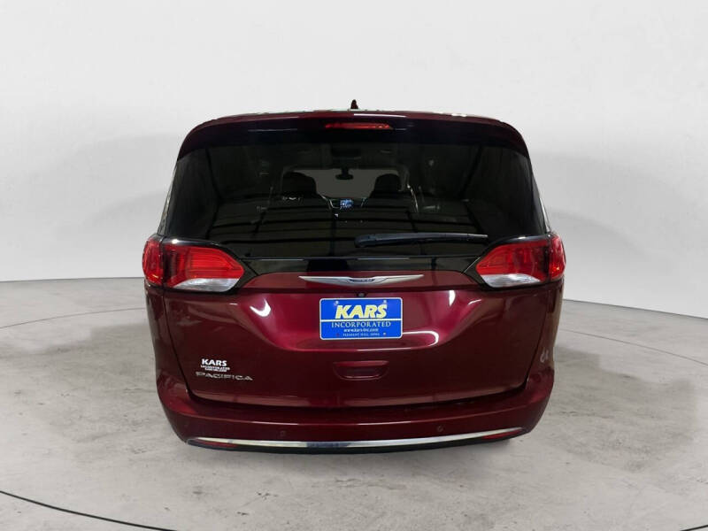 2019 Chrysler Pacifica Touring L