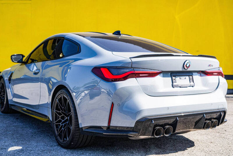 2023 BMW M4