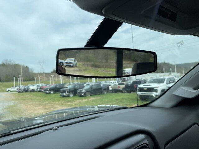 2023 Chevrolet Silverado MD