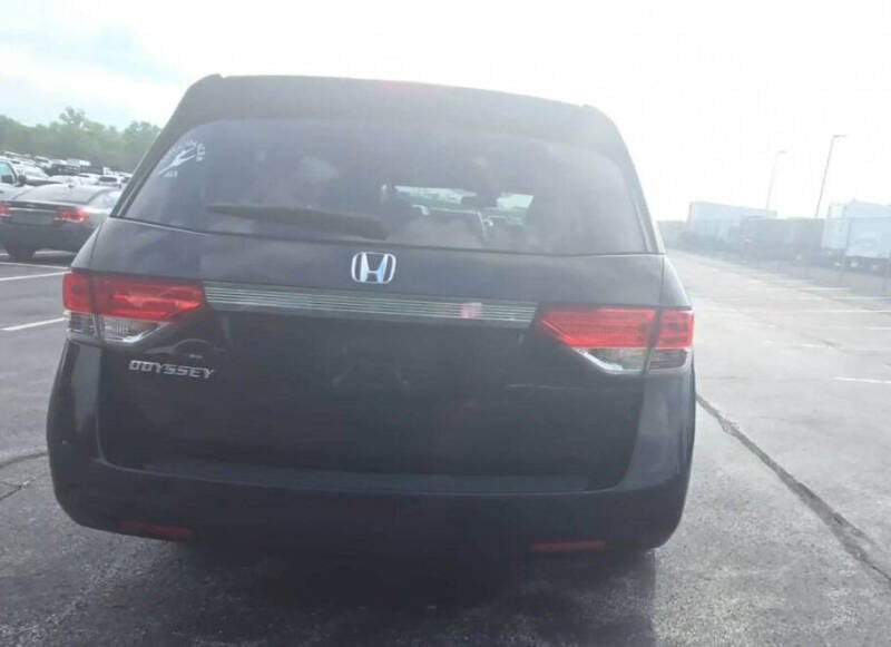 2015 Honda Odyssey EX-L photo 2