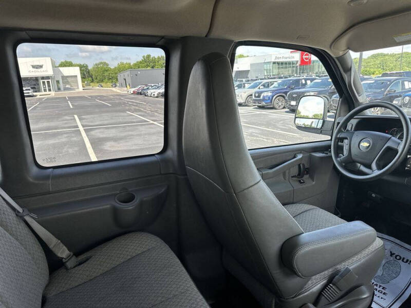 2023 Chevrolet Express LT 3500