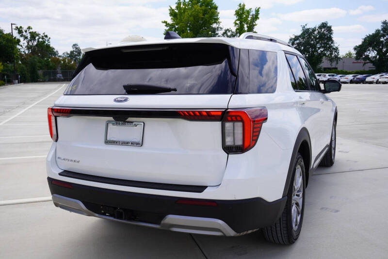 2025 Ford Explorer Platinum