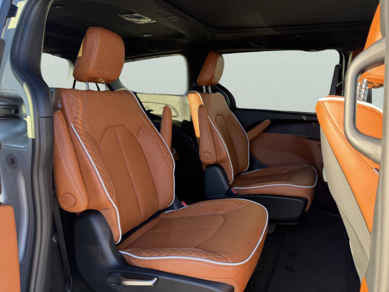 2026 Chrysler Pacifica Pinnacle