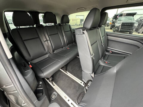 2017 Mercedes-Benz Metris Passenger