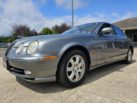 2003 Jaguar S-Type for sale at CarNation Auto Group in Alliance OH