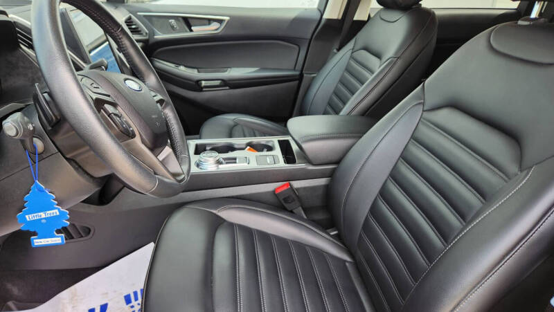 2022 Ford Edge