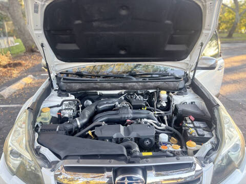 2013 Subaru Outback 2.5i Limited