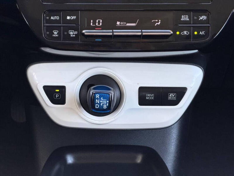 2016 Toyota Prius Two