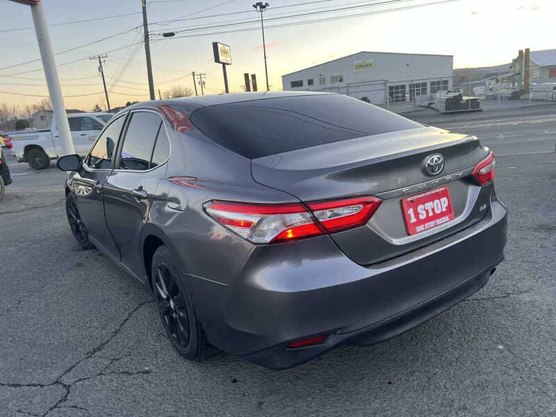 2018 Toyota Camry LE