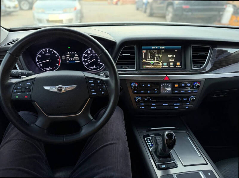 2016 Hyundai Genesis