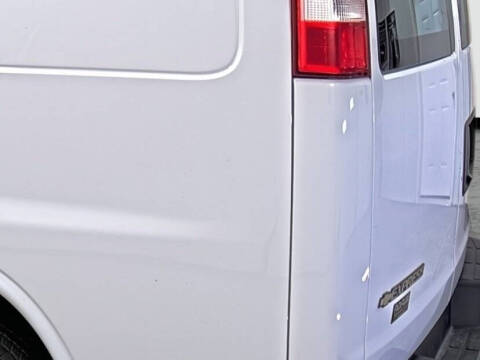 2020 Chevrolet Express 2500