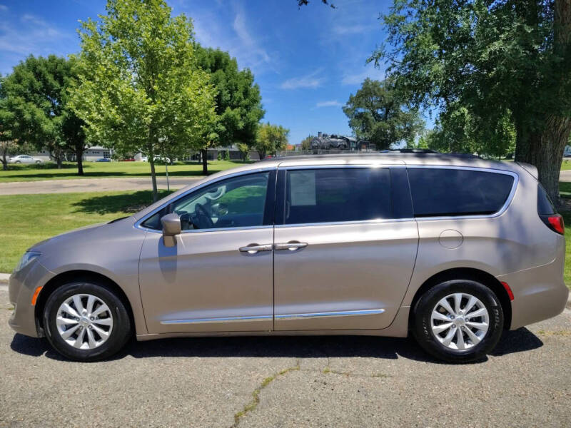 2017 Chrysler Pacifica