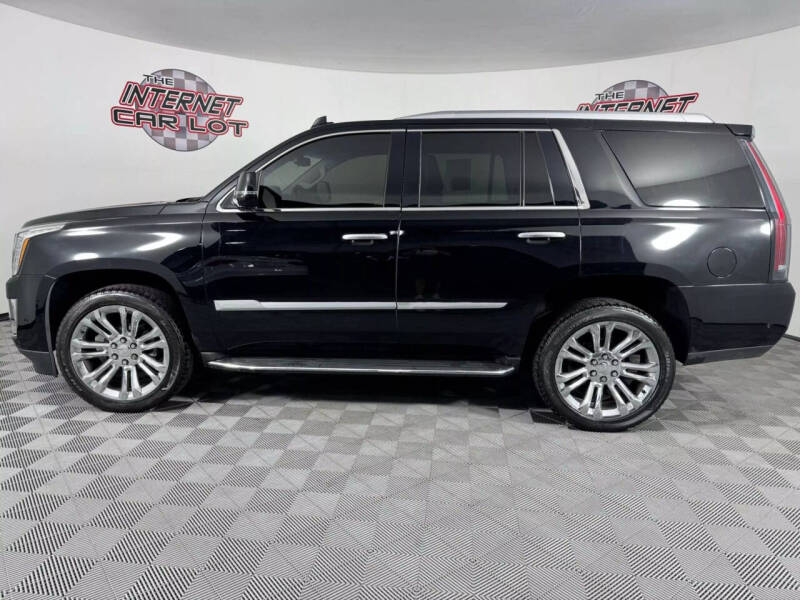 2018 Cadillac Escalade Luxury