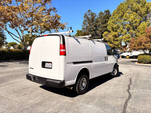 2023 Chevrolet Express 2500