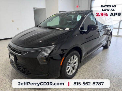 2027 Chrysler Pacifica Select