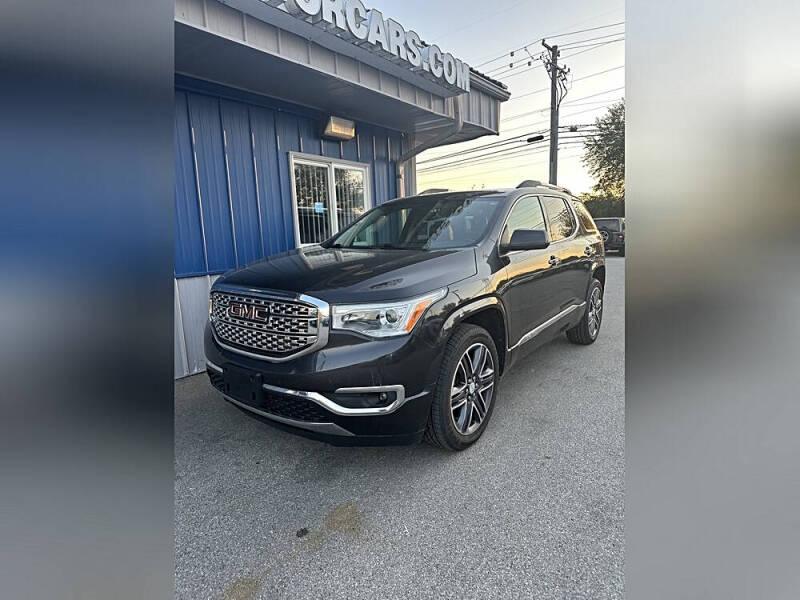 2017 GMC Acadia Denali