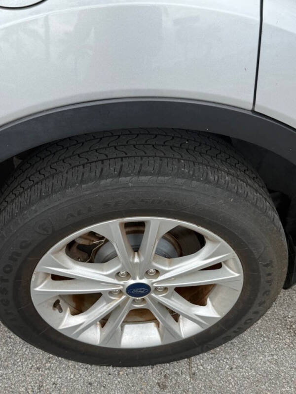 2019 Ford Escape SE