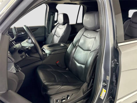 2020 Cadillac Escalade Platinum