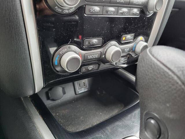 2020 Nissan Pathfinder S