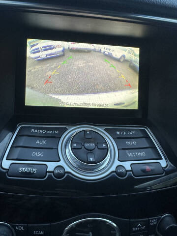 2011 Infiniti FX35