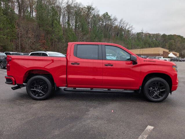 2025 Chevrolet Silverado 1500 Custom