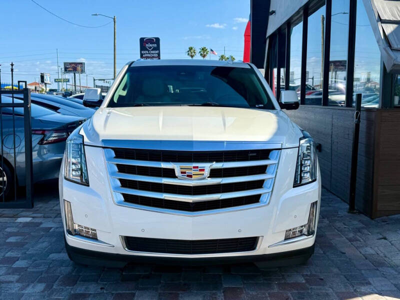2015 Cadillac Escalade Luxury