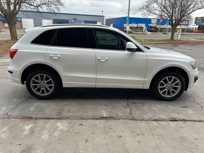 2011 Audi Q5 2.0T quattro Premium