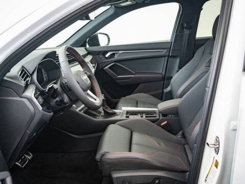 2025 Audi Q3 quattro S line Prem Plus 45 TFSI