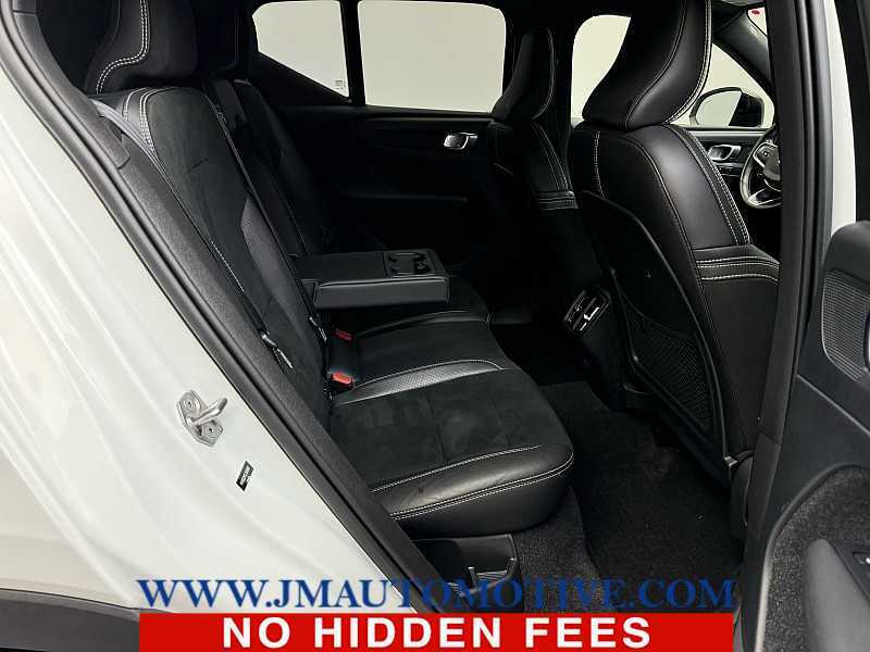 2020 Volvo XC40 T5 R-Design