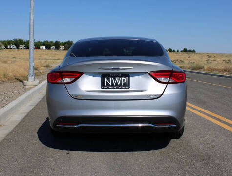 2015 Chrysler 200 Limited