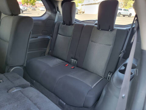 2017 Nissan Pathfinder SV