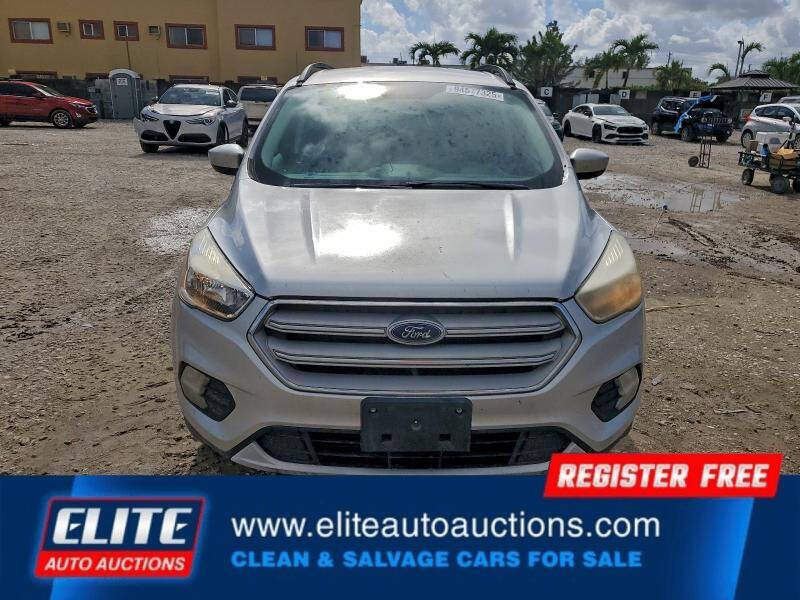 2018 Ford Escape SE