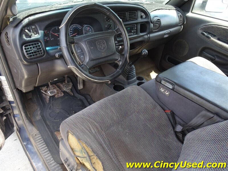 2001 Dodge Ram 3500 SLT Plus