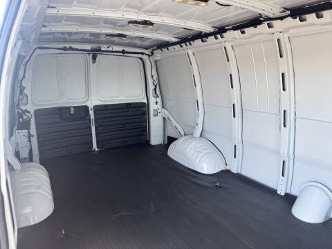 2026 Chevrolet Express 3500