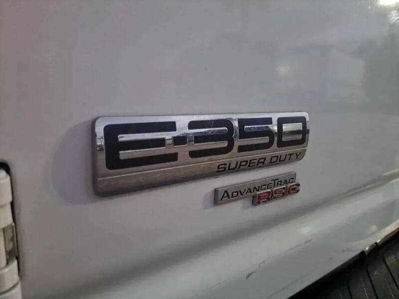 2014 Ford E-Series E-350 SD
