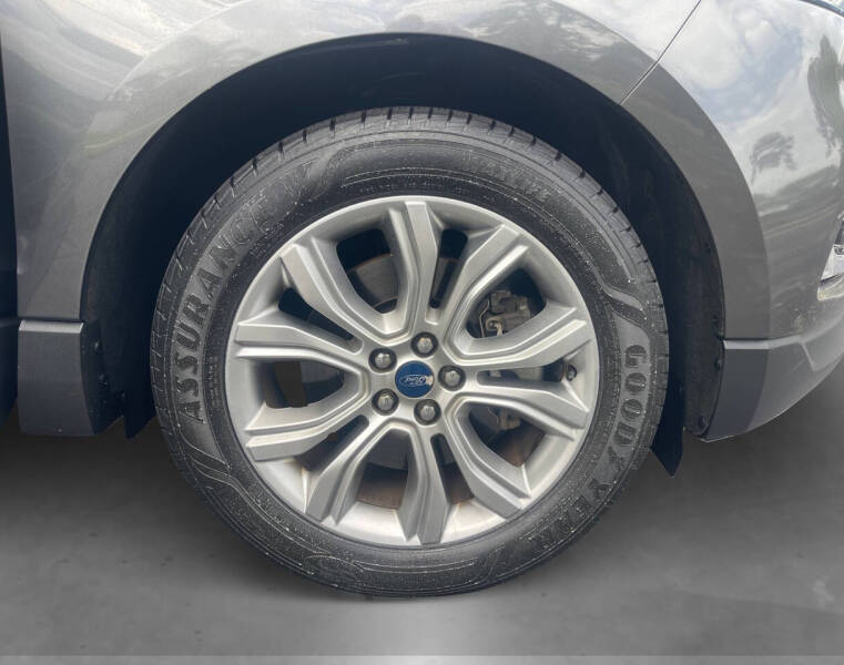 2019 Ford Edge Titanium