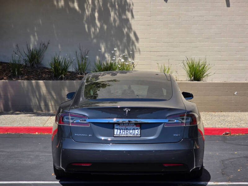 2016 Tesla Model S
