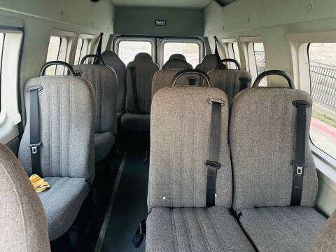 2008 Ford E-Series E-250 SD