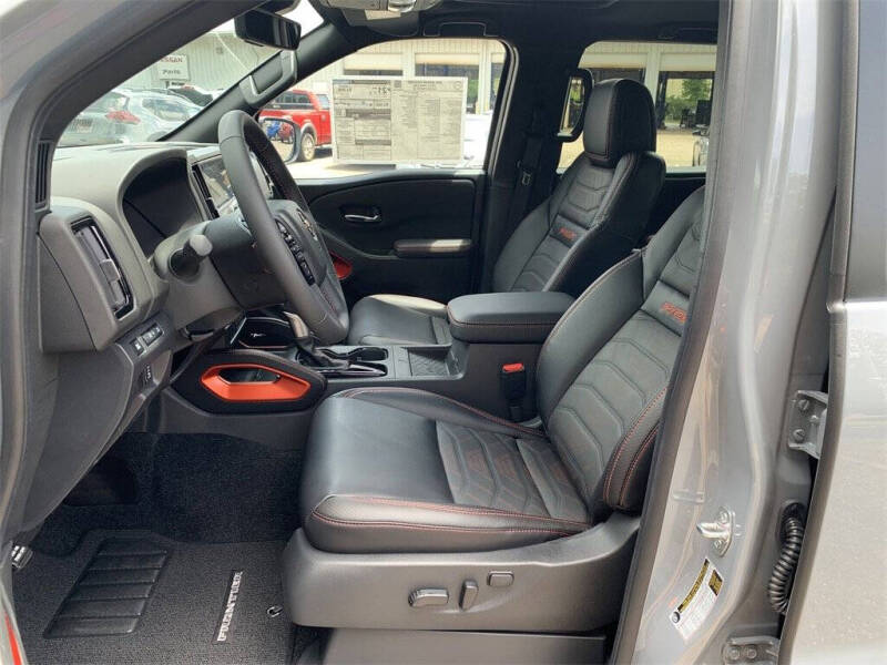 2025 Nissan Frontier PRO-X